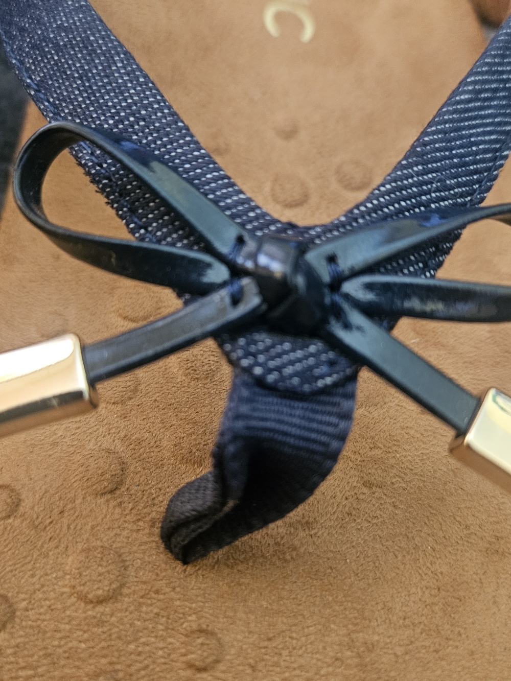 Vionic Navy Bow Thong Sandals with Tan Footbed - Picture 2 of 7
